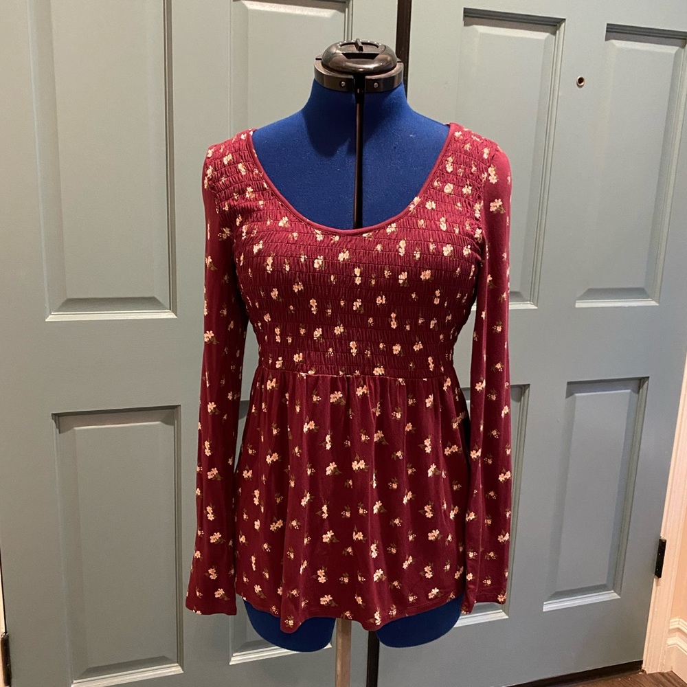 American Eagle Burgundy Floral Gathered Top
